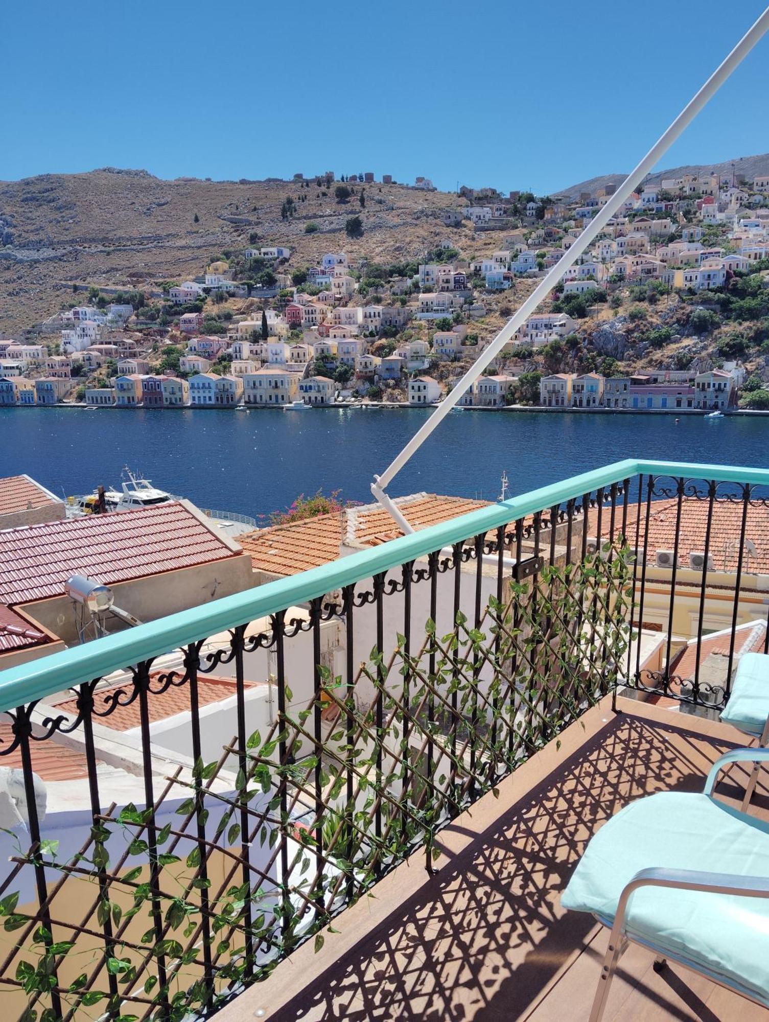89 Steps Symi Apartment Exterior photo